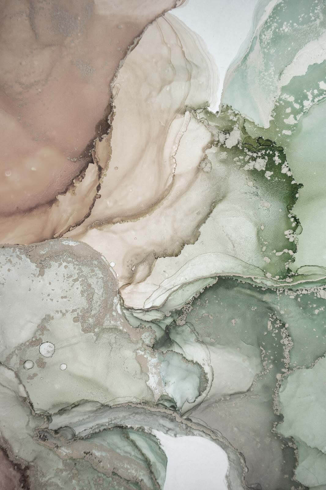 Flowing colors in soft textures