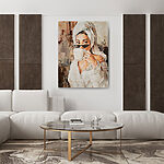 Картина Картина із зображенням жінки, яка тримає чашку