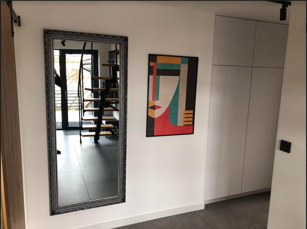 Зображення #1 від Mia