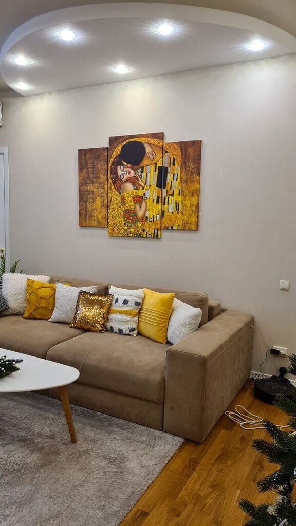 Зображення #1 від Sophie