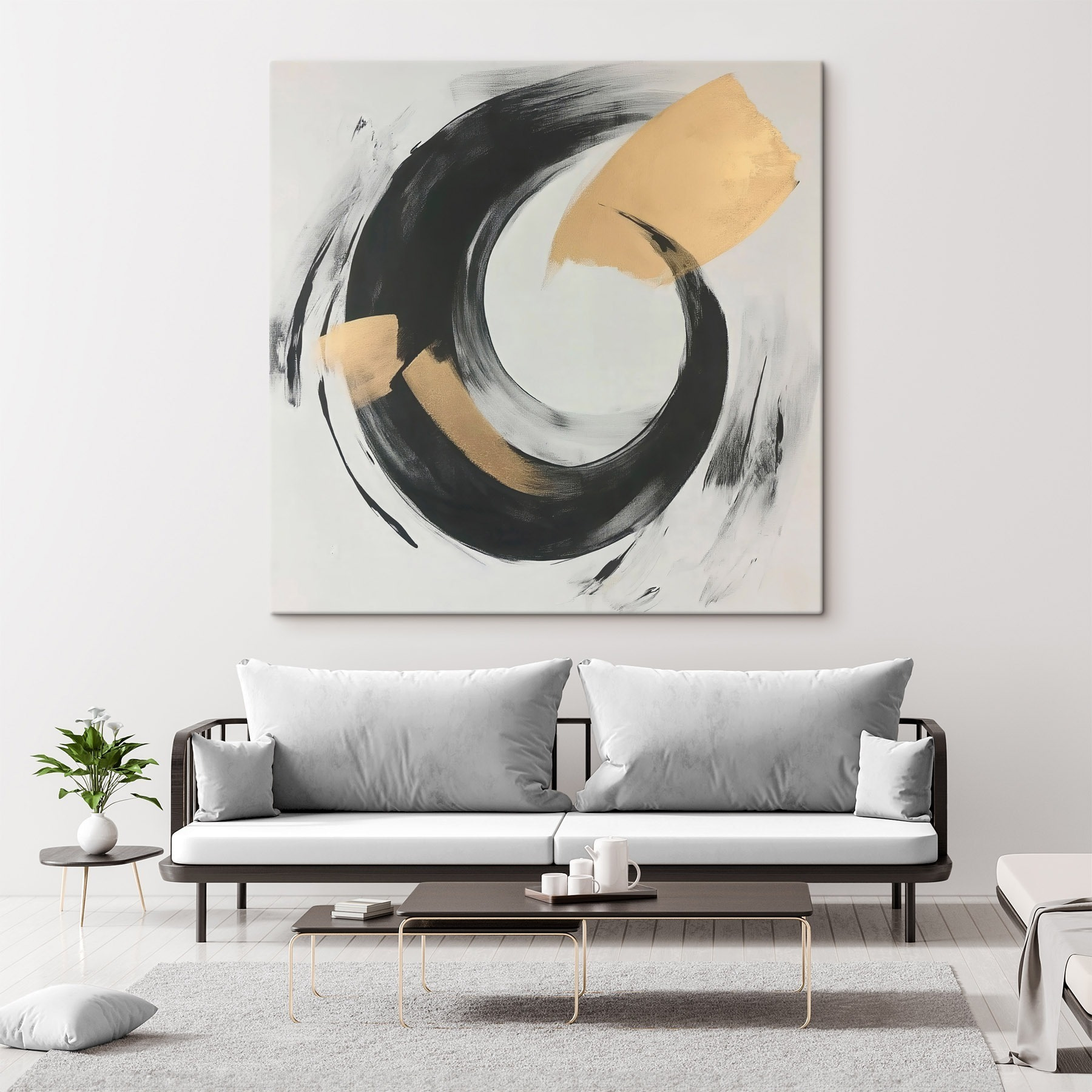 Dynamic interplay of black and white