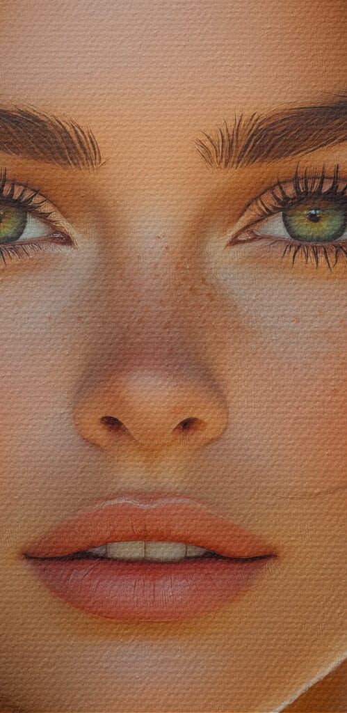 Woman with green eyes and freckles