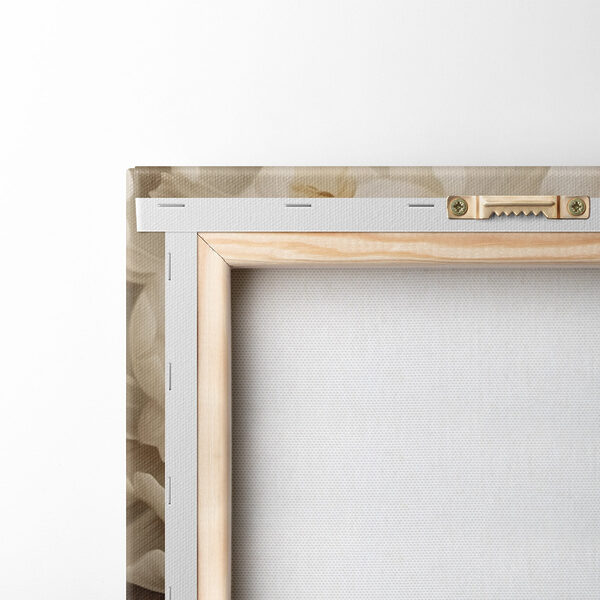 Elegant blooms in soft tones Elegant blooms in soft tones