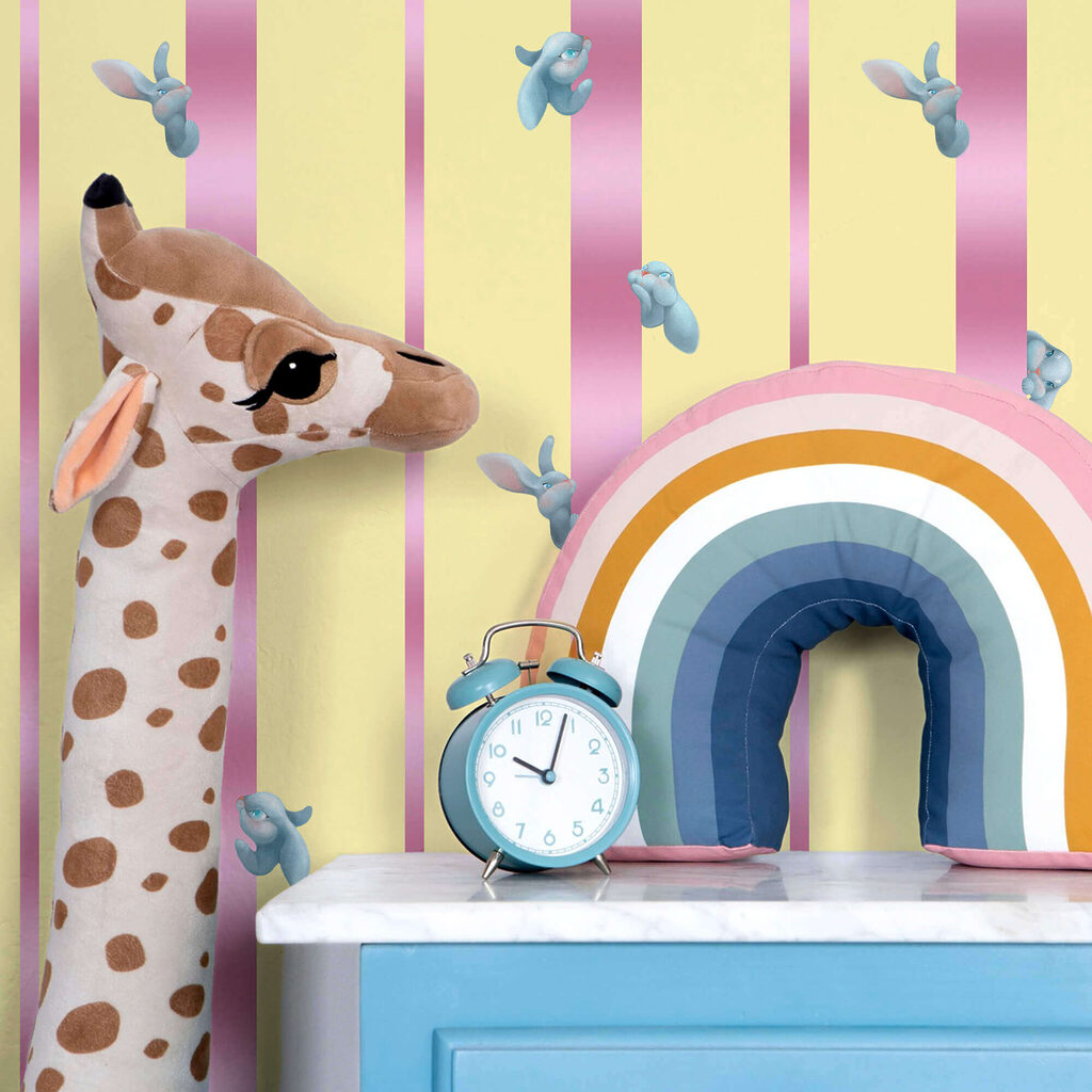 Рожево-жовтий смугастий фон з птахами та бантиками