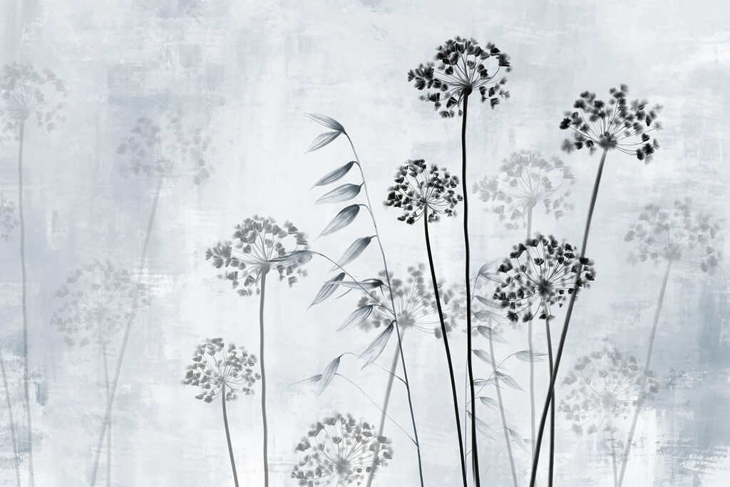 - Elegant silhouettes against soft background - Elegant silhouettes against soft background