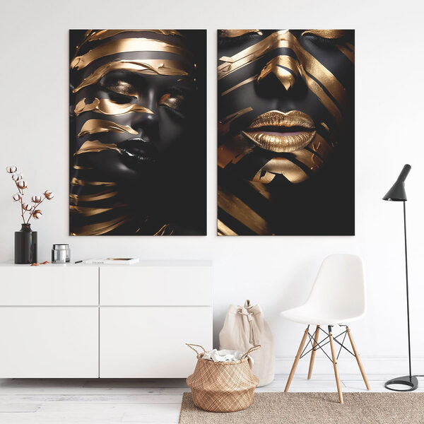 - Striking contrast of colors and textures - Striking contrast of colors and textures