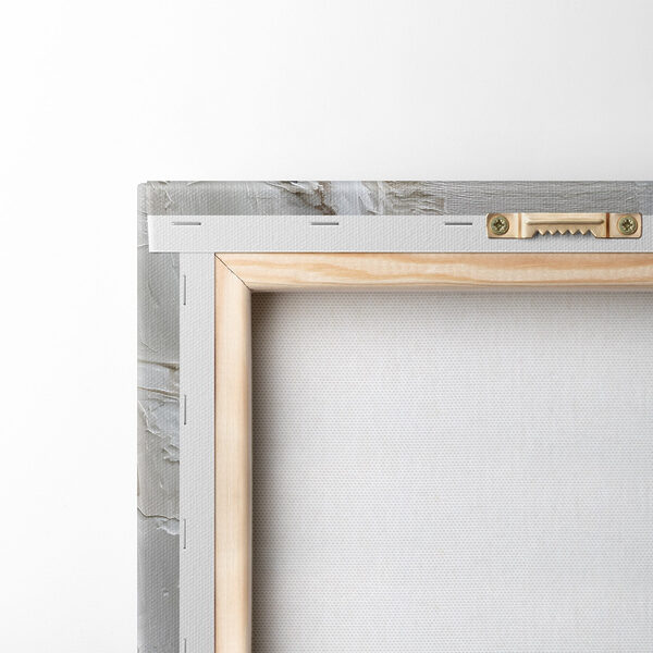 Soft tones and flowing textures blend Soft tones and flowing textures blend