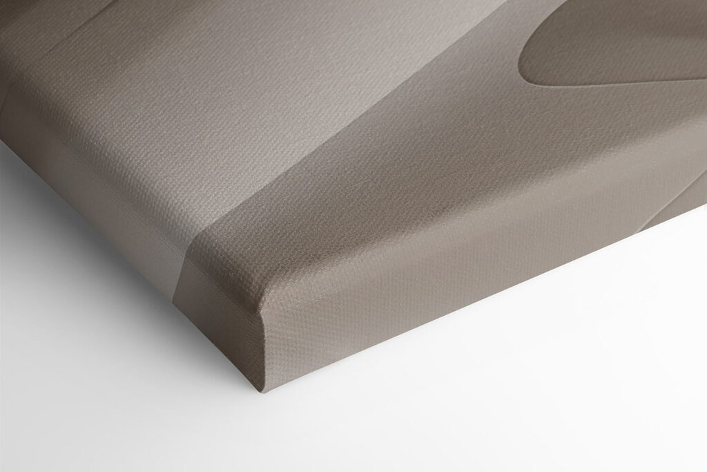 Soft curves in neutral tones Soft curves in neutral tones