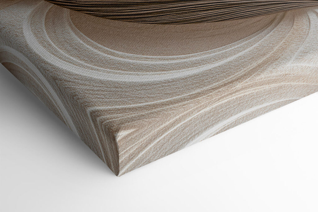 Elegant layers in neutral tones Elegant layers in neutral tones