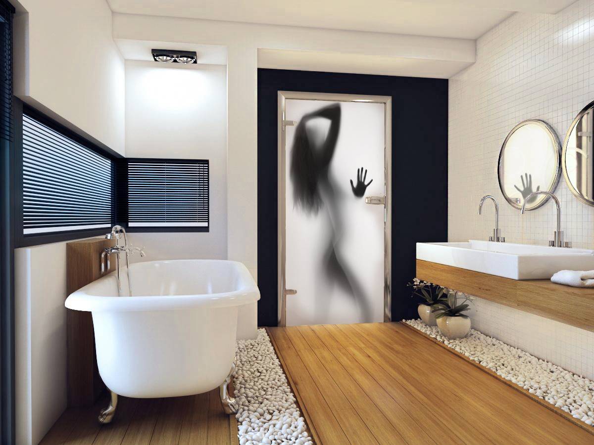 фотошпалери на двері в інтер'єрі ванної